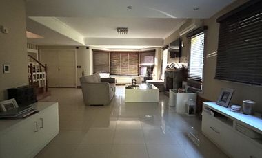 Casa en  Barrancas de Guido.  Quilmes