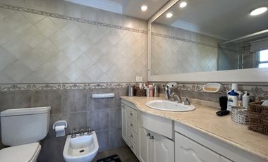 Casa en  Barrancas de Guido.  Quilmes