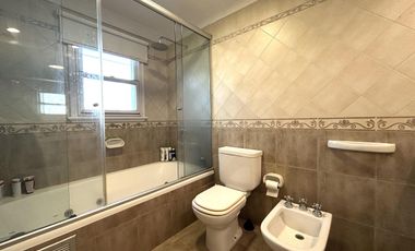 Casa en  Barrancas de Guido.  Quilmes