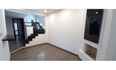 CASA ARRIENDO COTA CONJUNTO CERRADO $ 4.800.000