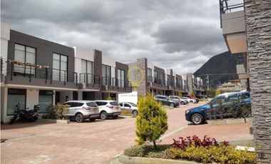 CASA ARRIENDO COTA CONJUNTO CERRADO $ 4.800.000