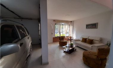 Barrio Altamira - Casa en venta