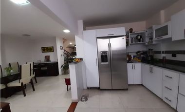 Barrio Altamira - Casa en venta