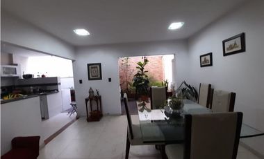 Barrio Altamira - Casa en venta