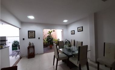 Barrio Altamira - Casa en venta