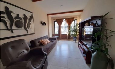 Barrio Altamira - Casa en venta