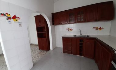 Barrio Petrúc - Casa bifamiliar en venta