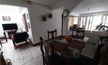 Barrio Petrúc - Casa bifamiliar en venta