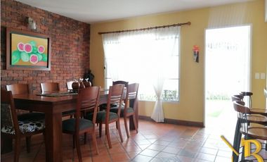 VENTA DE CASA CON ESTILO CAMPESTRE BARRIO LIBERTADORES YOPAL