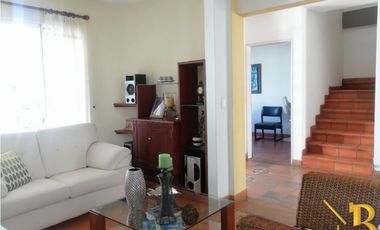 VENTA DE CASA CON ESTILO CAMPESTRE BARRIO LIBERTADORES YOPAL