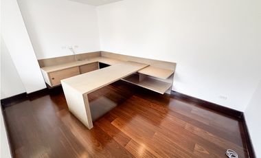 RENTO CASA MODERNA DE LUJO YERBABONITA BOSQUE NATIVO SOPO