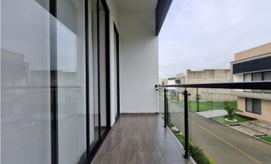 VENTA DE CASA EN CONDOMINIO EN ALFAGUARA JAMUNDI VALLE