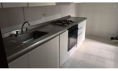 Se renta apartamento en Los Alpes Pereira