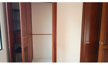 Se renta apartamento en Los Alpes Pereira