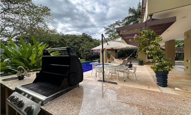 SE VENDE O ARRIENDA X NOCHE CASA EN MESA DE YEGUAS