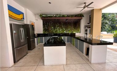 SE VENDE O ARRIENDA X NOCHE CASA EN MESA DE YEGUAS