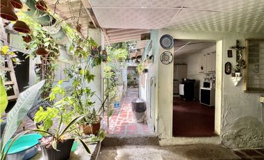 CASA EN VENTA UBICADA CENTRO HISTORICO PARA USO COMERCIAL