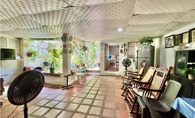 CASA EN VENTA UBICADA CENTRO HISTORICO PARA USO COMERCIAL