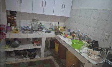 SE VENDE CASA  BARRIO LA PAZ, FLORIDABLANCA - POR LA 200