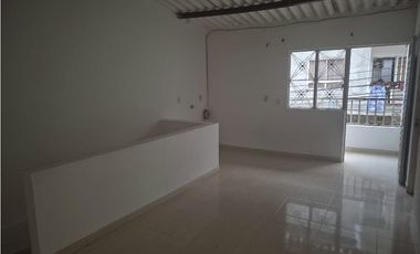 SE VENDE CASA  BARRIO LA PAZ, FLORIDABLANCA - POR LA 200