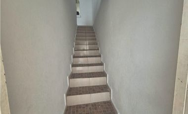SE VENDE CASA  BARRIO LA PAZ, FLORIDABLANCA - POR LA 200