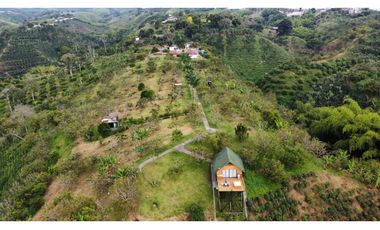 Finca independiente para la venta en Altagracia, Pereira !!!