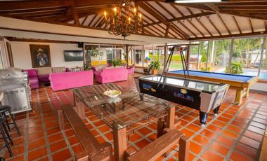 Finca independiente para la venta en Altagracia, Pereira !!!
