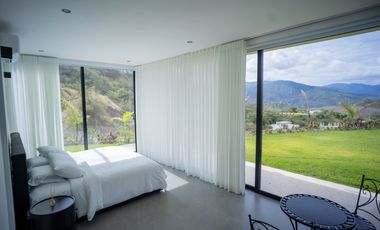 Venta casa campestre en Sopetrán de lujo, nueva y con vista panorámica