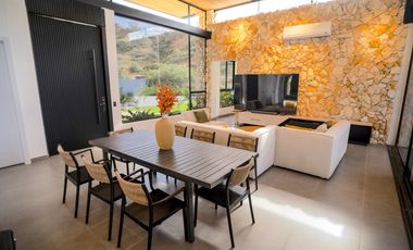 Venta casa campestre en Sopetrán de lujo, nueva y con vista panorámica