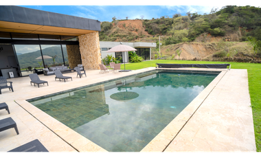 Venta casa campestre en Sopetrán de lujo, nueva y con vista panorámica