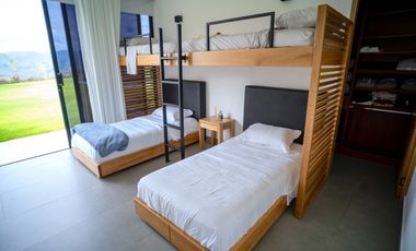 Venta casa campestre en Sopetrán de lujo, nueva y con vista panorámica