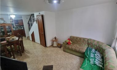 CASA EN VENTA EN RODEO ALTO MEDELLIN