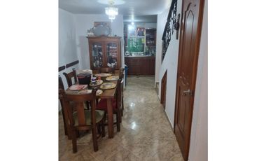 CASA EN VENTA EN RODEO ALTO MEDELLIN