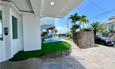 En venta departamento con vista al mar Manta urb Lomas de Barbasquillo
