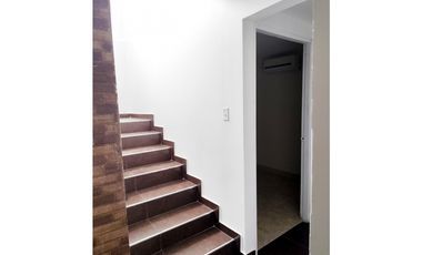 CASA EN VENTA URBANIZACION LA RIVIERA (T4) PSVLDC5-0326