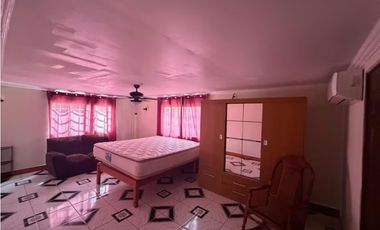 ALQUILER DE CASA EN CHAME  4 RECAMARAS  CON PISCINA. A.Q.