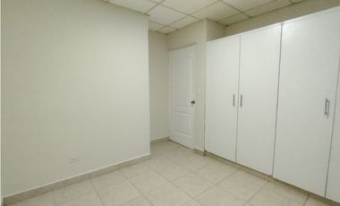 URB. MONTELIMAR, CASA  EN VENTA, EN CHORRERA, REMODELADA