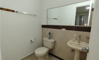 URB. MONTELIMAR, CASA  EN VENTA, EN CHORRERA, REMODELADA