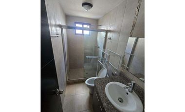 VENTA CASA EN RESIDENCIAL ECO GARDENS (OF)