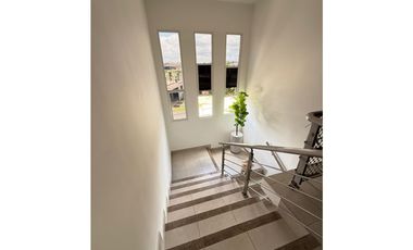 Casa Dúplex en Alquiler en PH Vallarta, Brisas del Golf