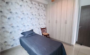 Venta de apartamento totalmente amoblado en Parque Lefevre