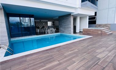 Venta de apartamento totalmente amoblado en Parque Lefevre