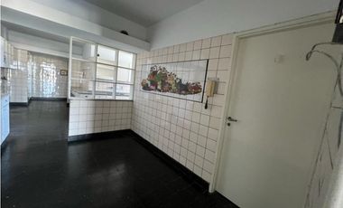 ALQUILER- DEPARTAMENTO 4 DORMITORIOS- CENTRO