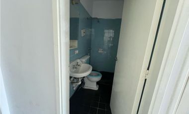 ALQUILER- DEPARTAMENTO 4 DORMITORIOS- CENTRO