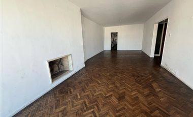 ALQUILER- DEPARTAMENTO 4 DORMITORIOS- CENTRO