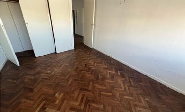 ALQUILER- DEPARTAMENTO 4 DORMITORIOS- CENTRO