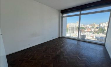 ALQUILER- DEPARTAMENTO 4 DORMITORIOS- CENTRO