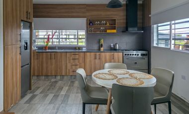 VENTA CASA BARRIO LOS NOGALES