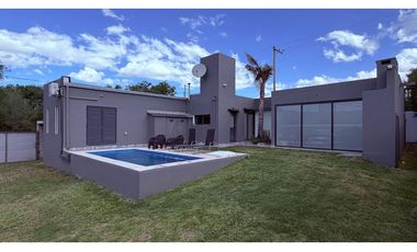 Casa a la venta -preciosa !