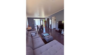 Casa a la venta -preciosa !
